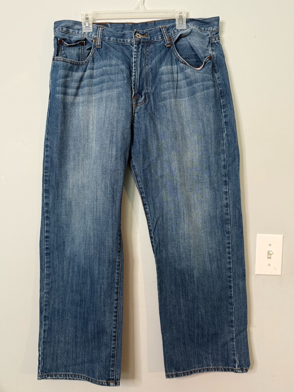 Lucky Brand 181 Men’s Jeans 38x30 Relaxed Fit Straight Leg Stretch Denim Blue